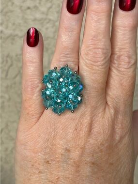 Dazzling Turquoise AB Crystal Cluster Statement Ring - Women Jewelry